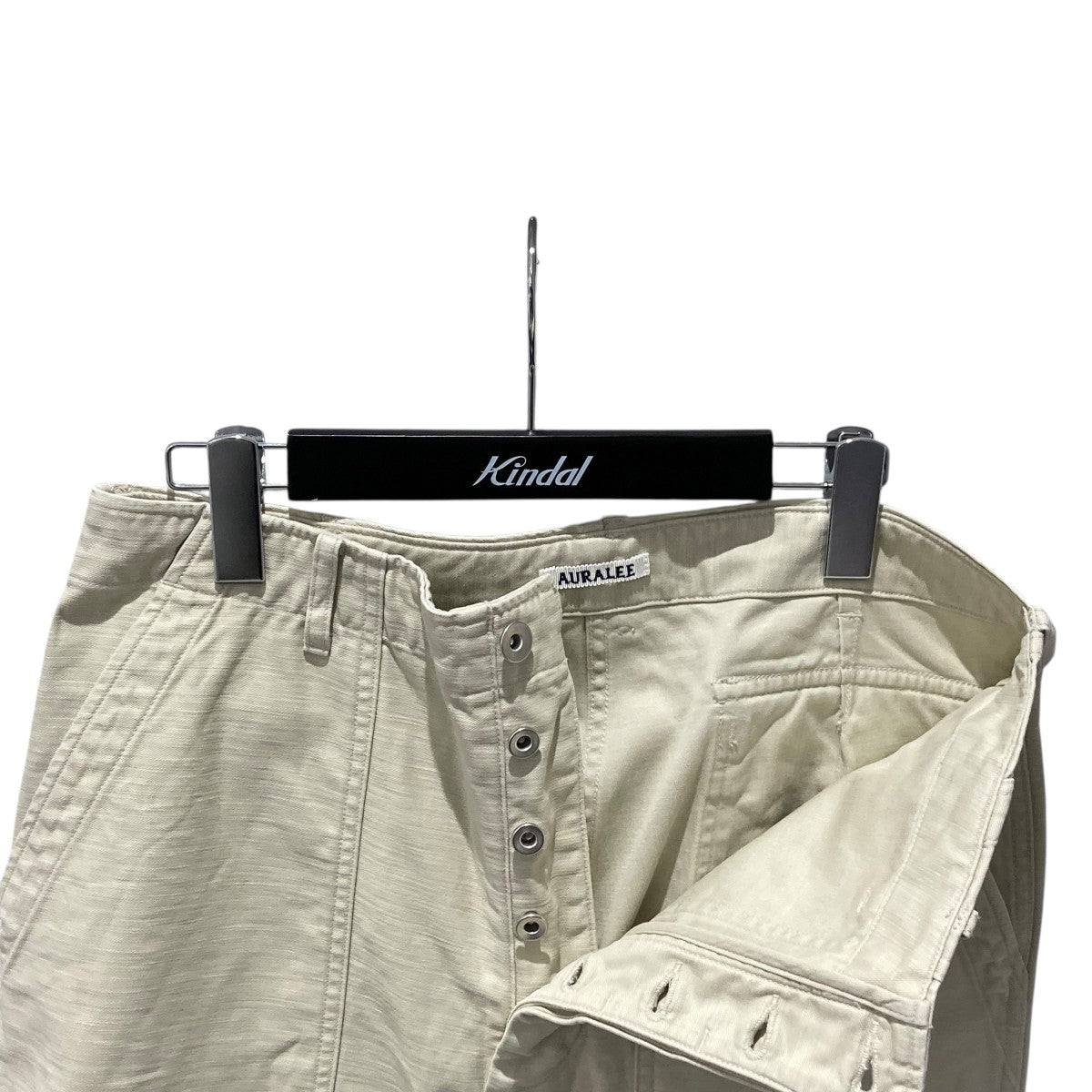 AURALEE 25AWWASHED BAGGY SATIN BLEACHED BAKER PANTSベイカーパンツA25AP01BP 古着・中古-3枚目のアイテム画像