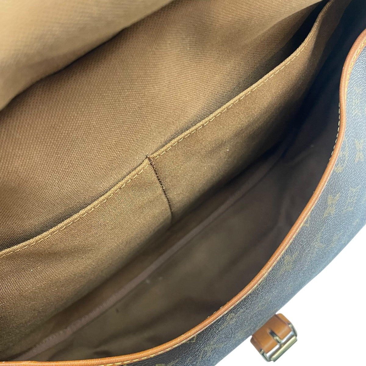 LOUIS VUITTON(ルイヴィトン) モノグラム ソミュール35ショルダー 