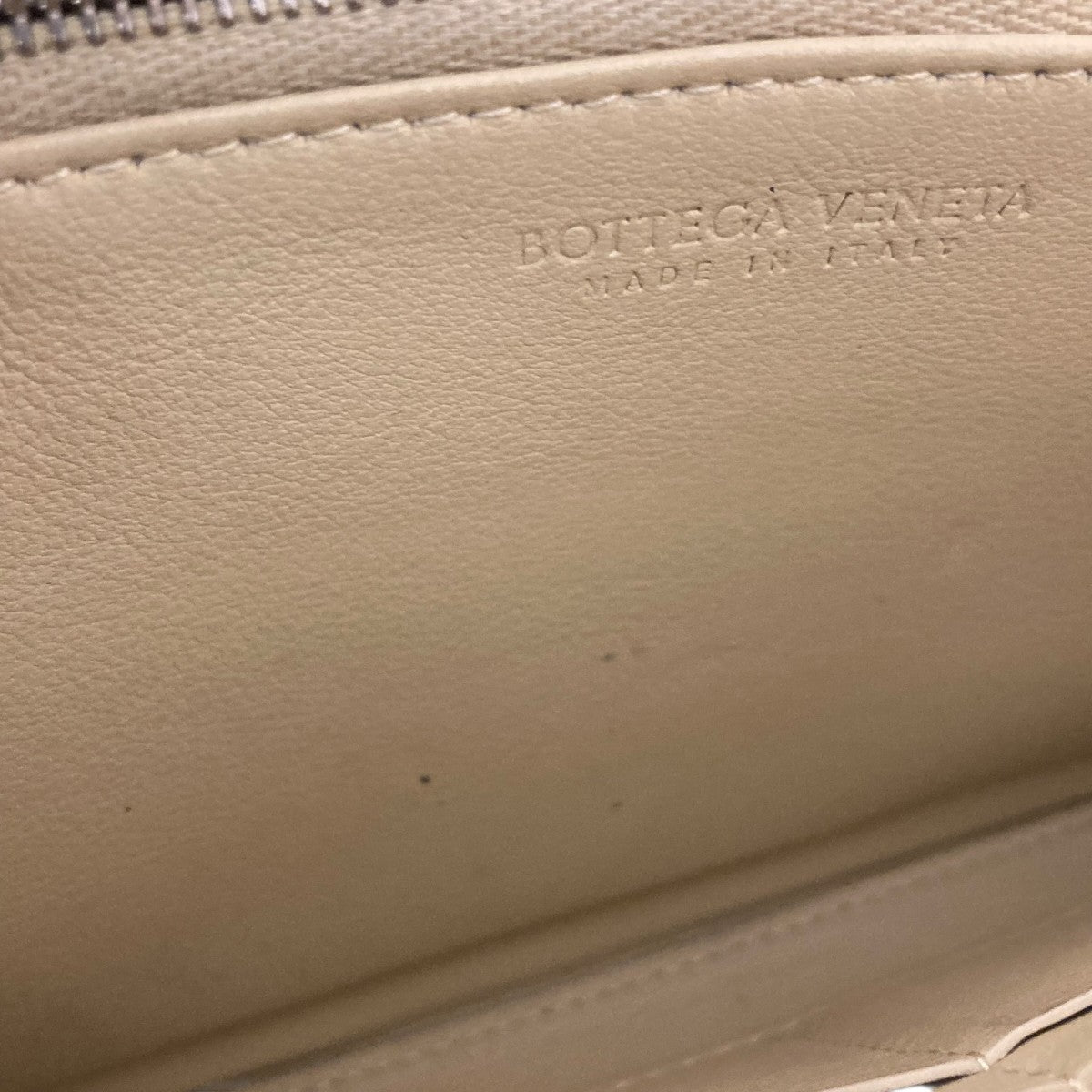 BOTTEGA VENETA マキシイントレチャート カセットジップアラウンド長財布 古着・中古-10枚目のアイテム画像