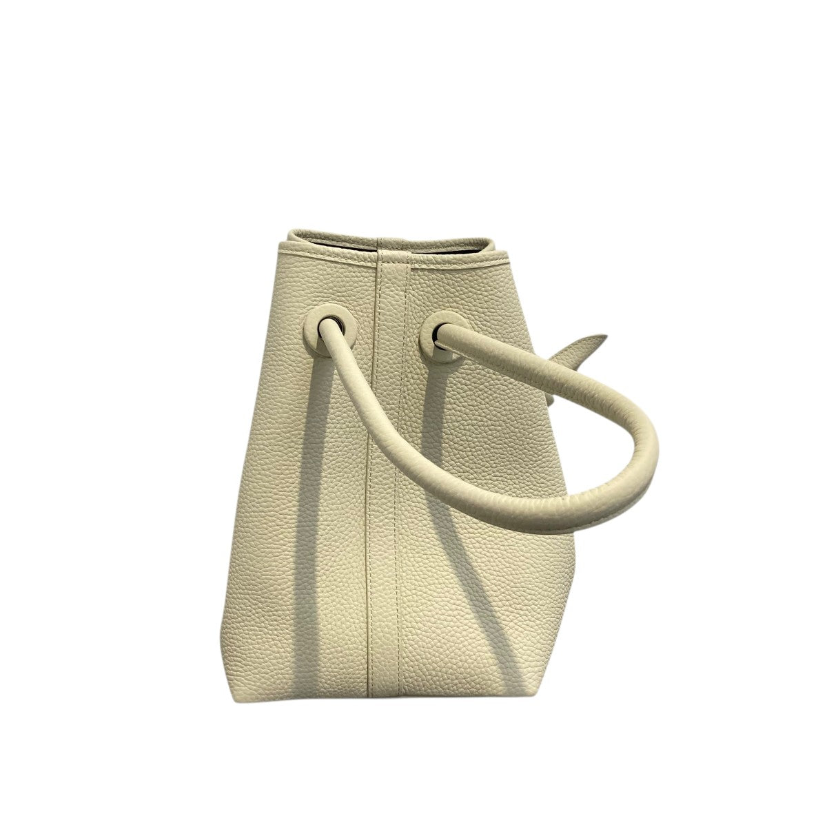 VASIC(ヴァジック) BOND MINIハンドバッグ アイボリー｜【公式