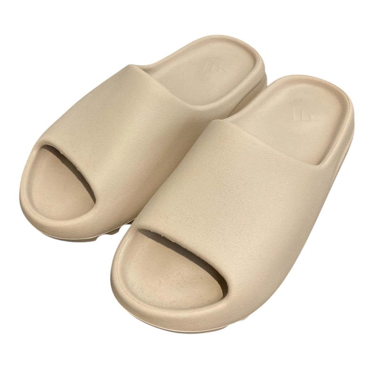 adidas YEEZY SLIDE PUREサンダルGW1934 古着・中古-1枚目のアイテム画像