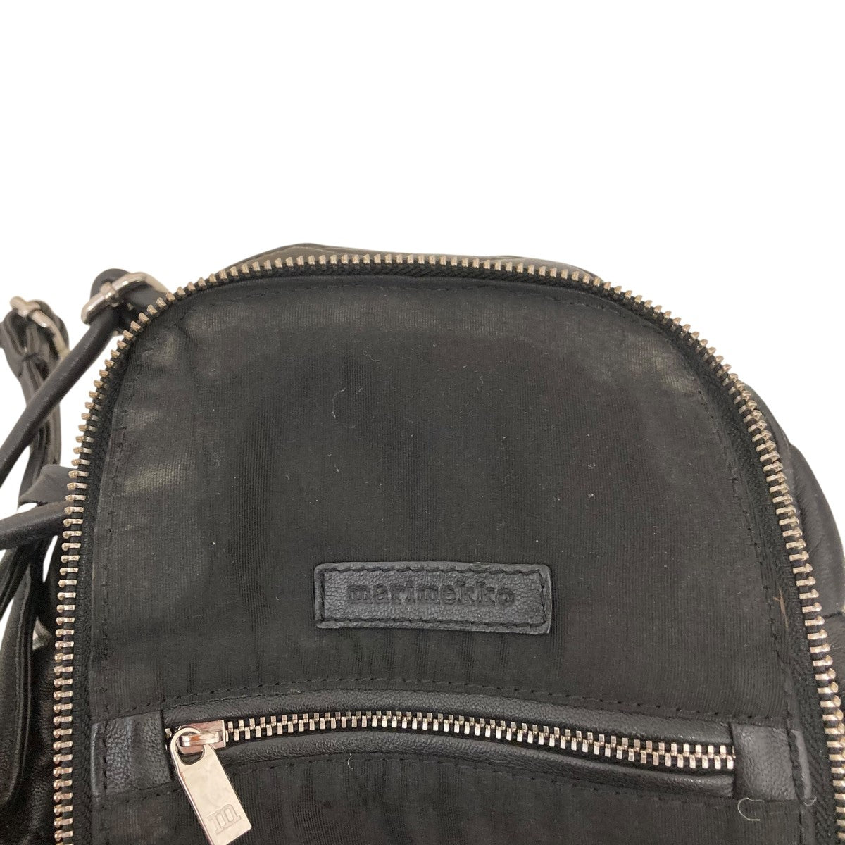 ELLIS レザーバックパック