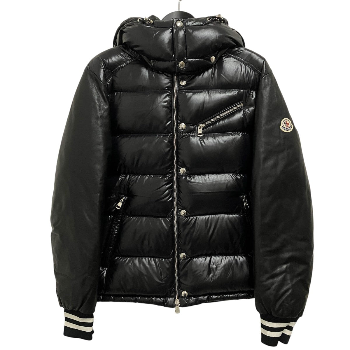 MONCLER VERCORS GIUBBOTTOダウンジャケットH20911A00190 古着・中古-1枚目のアイテム画像