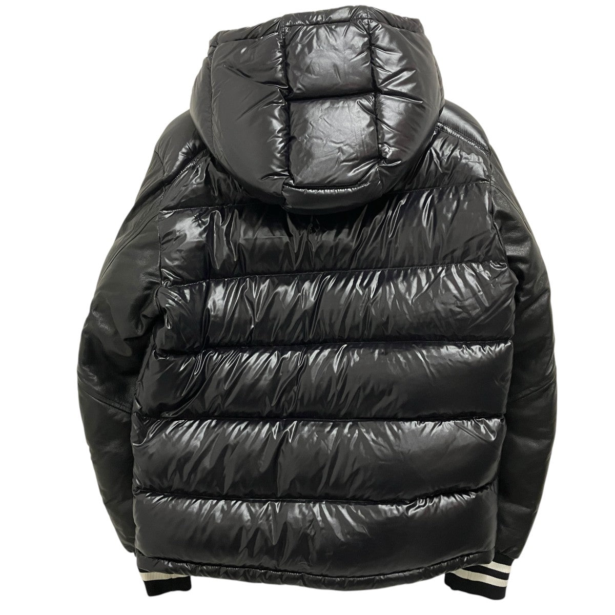MONCLER VERCORS GIUBBOTTOダウンジャケットH20911A00190 古着・中古-2枚目のアイテム画像