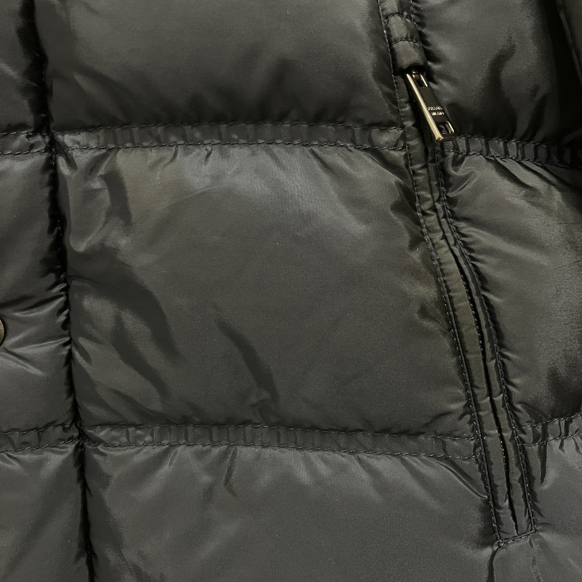 PRADA ダウンジャケットSGH573 古着・中古-6枚目のアイテム画像