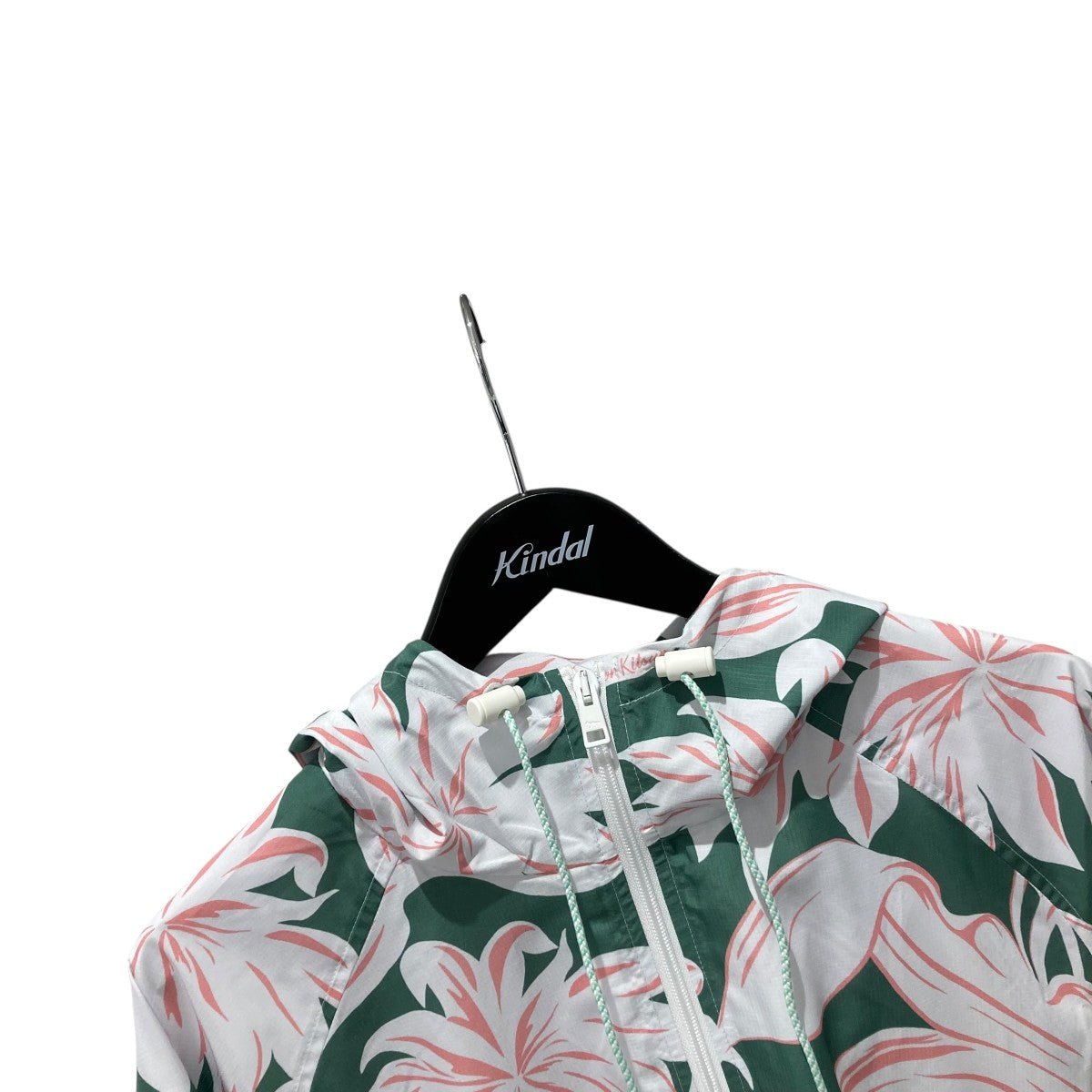 MAISON KITSUNE 23SSFLOWER PRINT WINDBREAKERジップパーカーKM02234WQ4012 古着・中古-3枚目のアイテム画像