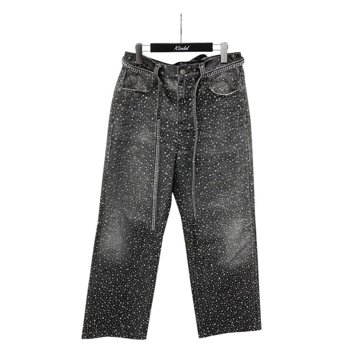 BIRTH OF ROYAL CHILD RHINESTONE EMBELLISHED STRAIGHT JEANSデニムパンツ 古着・中古-1枚目のアイテム画像