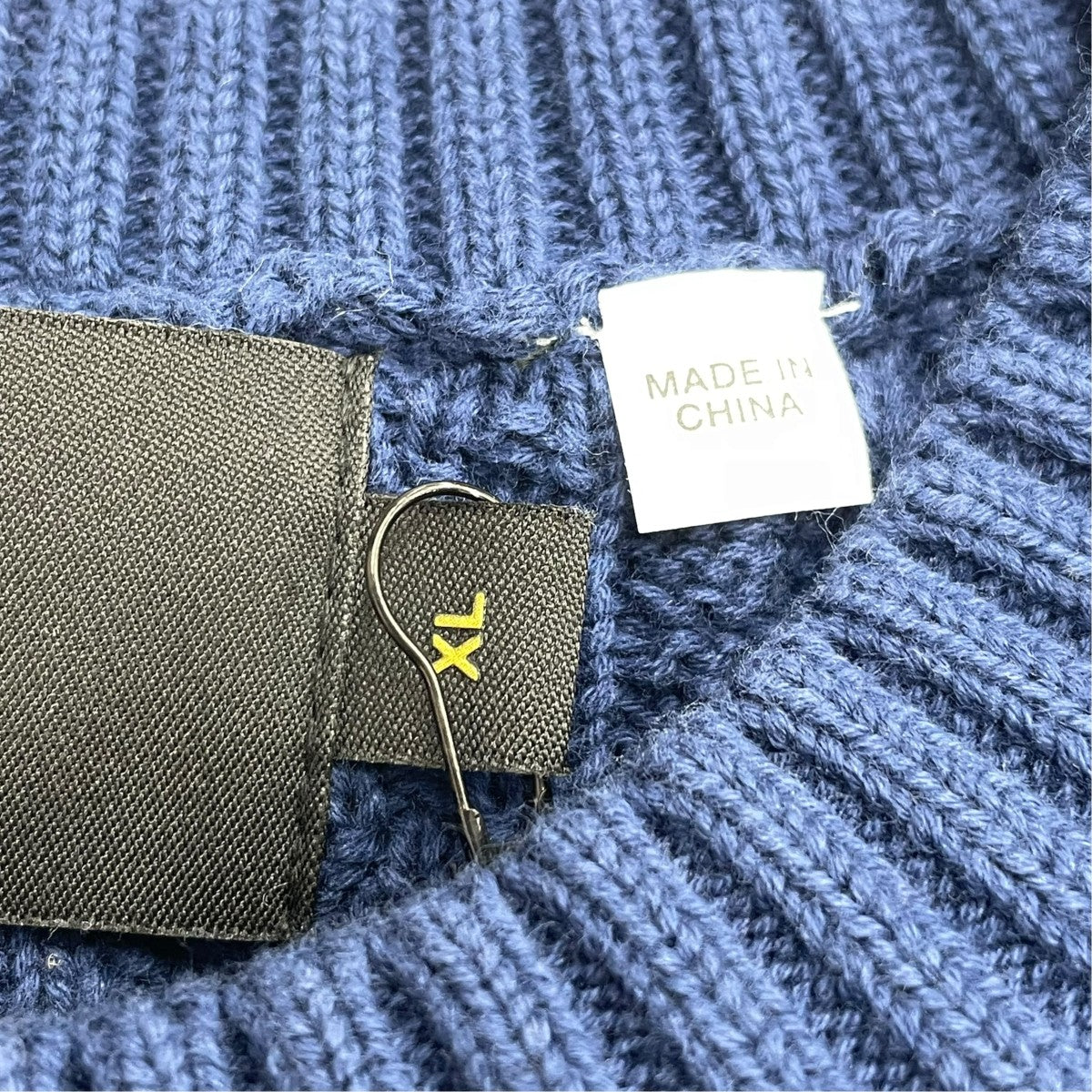 OCTOBERS VERY OWN Cable Knit Sweater With Crestニット 古着・中古-6枚目のアイテム画像