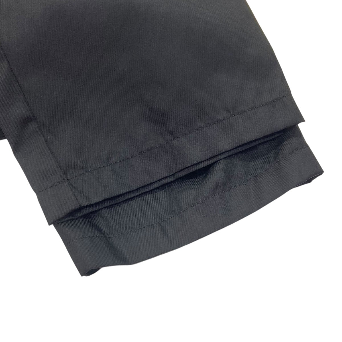 PRADA Re-Nylon 三角ロゴ トライアングルプレート ポケットデザイン ナイロンパンツイージーパンツSPH140 古着・中古-4枚目のアイテム画像