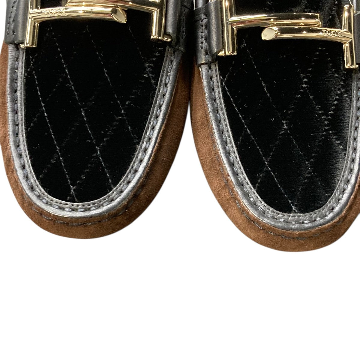 TOD’S ゴンミーニ ダブルT キルティングドライビングシューズ 古着・中古-3枚目のアイテム画像