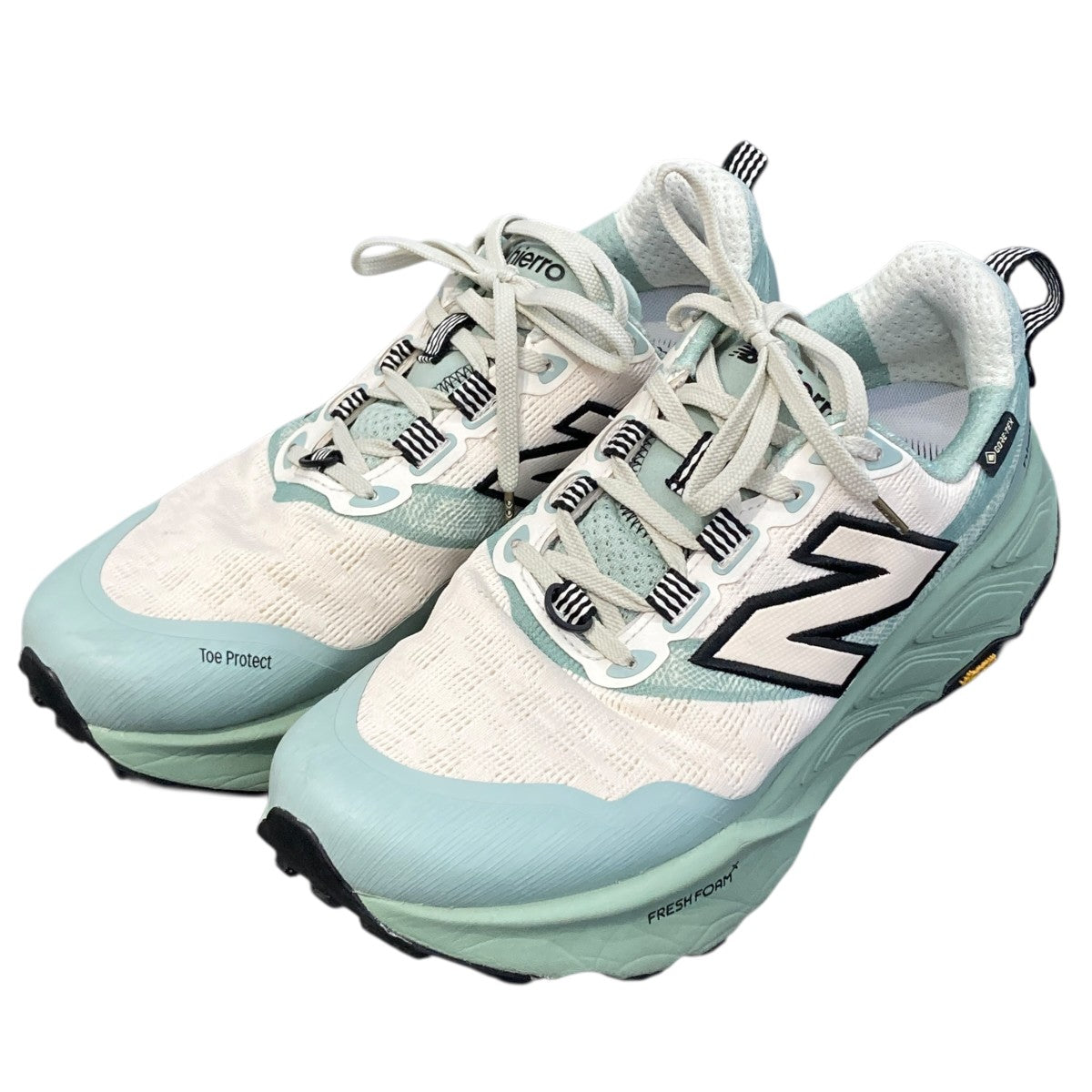 NEW BALANCE MTHIGLA9 Hierro v9 GORE-TEXRスニーカー 古着・中古-1枚目のアイテム画像
