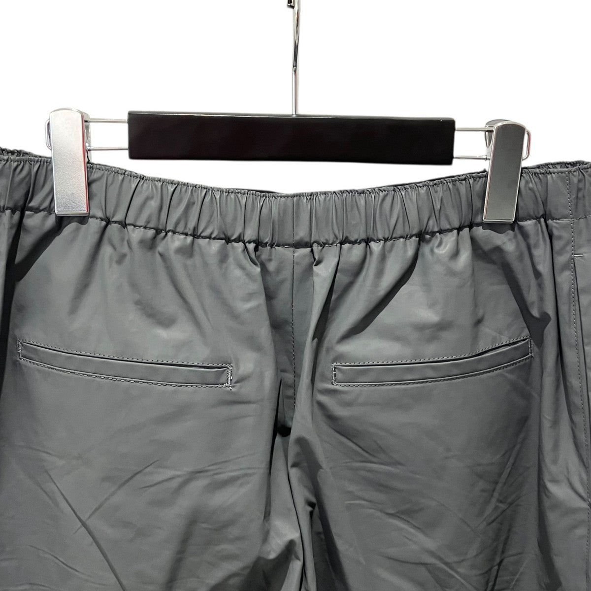 26SS裾ZIPコーティングコットンlトラックパンツイージーパンツJ22KA0328 J46407