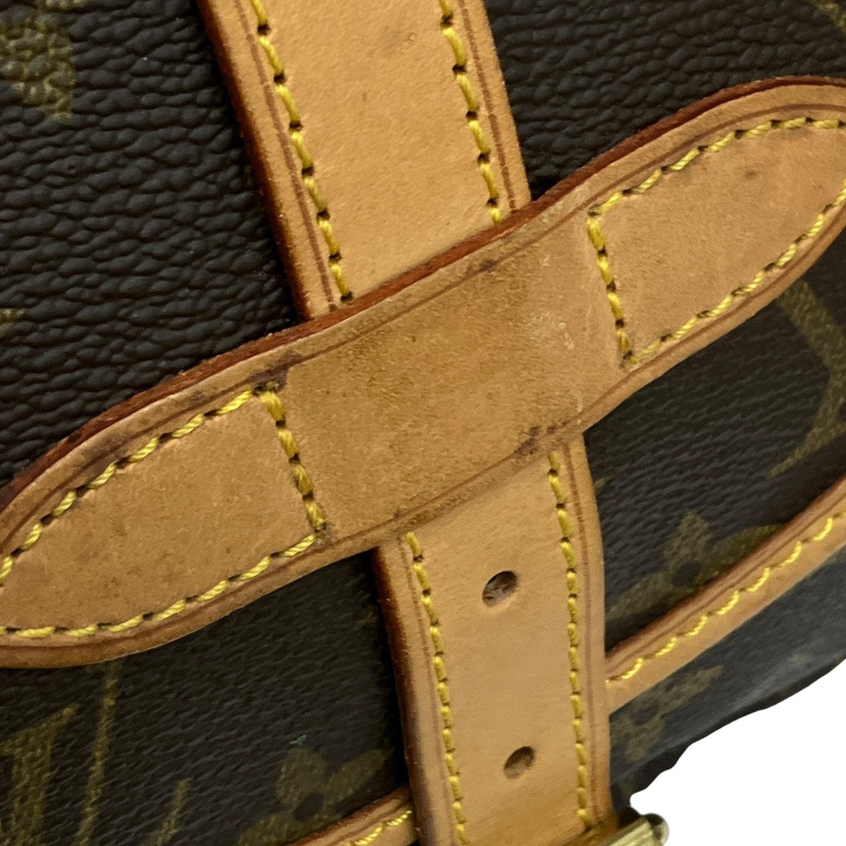 LOUIS VUITTON(ルイヴィトン) ソミュールMMショルダーバッグM40710