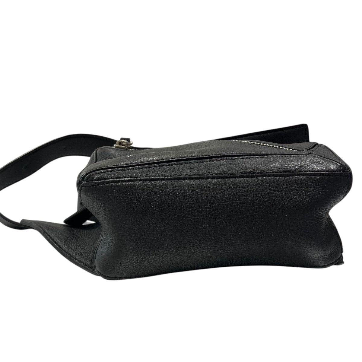 LOEWE B510U89X02 PUZZLE MINI BUMBA BLACKボディーバッグ 古着・中古-4枚目のアイテム画像
