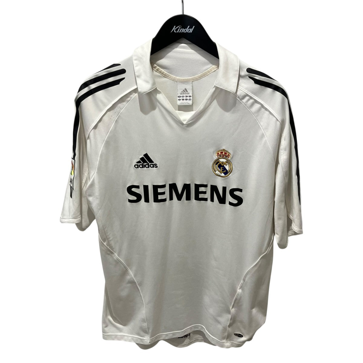 adidas Real Madrid 2005-2006 Home ShirtTシャツAPU002 古着・中古-1枚目のアイテム画像
