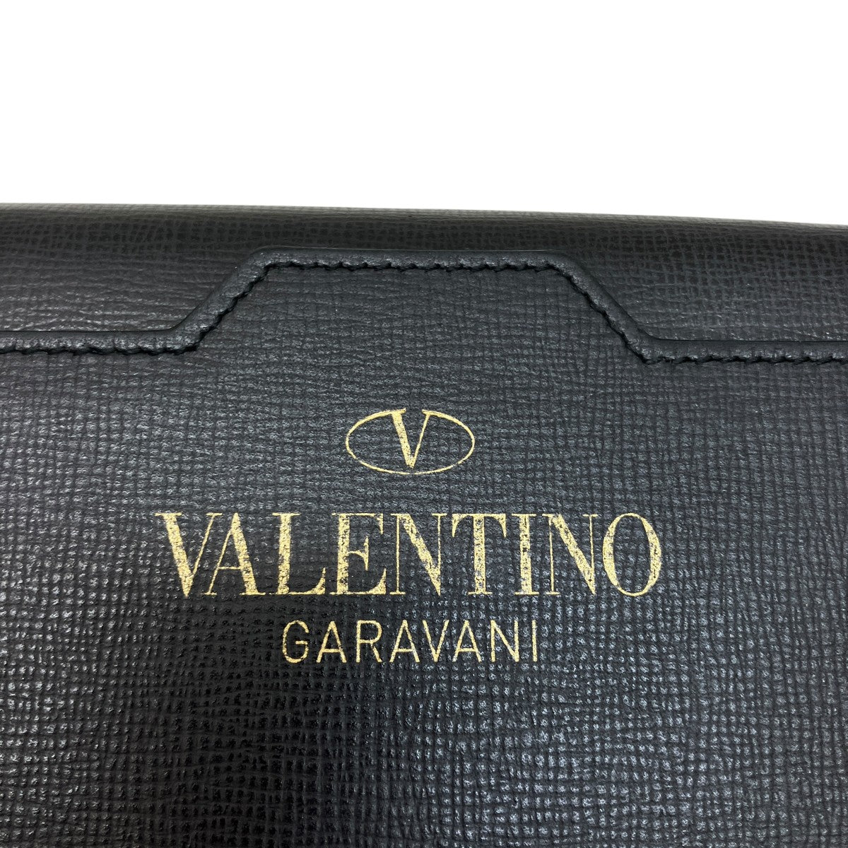 VALENTINO(ヴァレンチノ) ロックスタッズ長財布 ブラック×レッド
