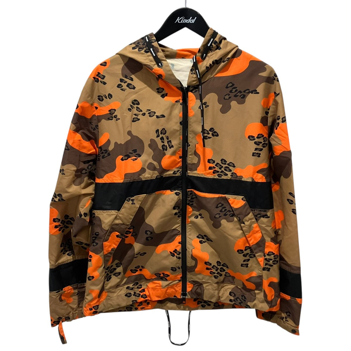 MONCLER ADOUR GIUBBOTTOカモフラージュ柄ナイロンジャケットF10911B70400 古着・中古-1枚目のアイテム画像