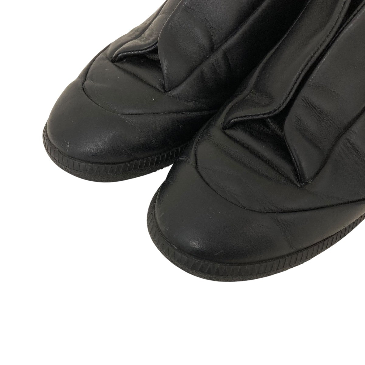 Maison margiela future low マルジェラ　未使用 Maison Margiela(メゾンマルジェラ) FUTURE LOWレザースニーカー