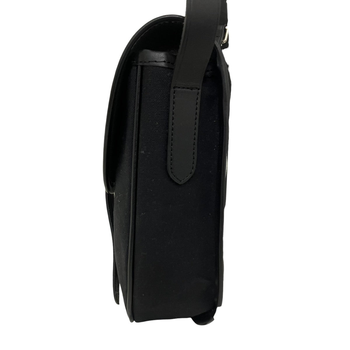 SMOOTH LEATHERショルダーバッグ