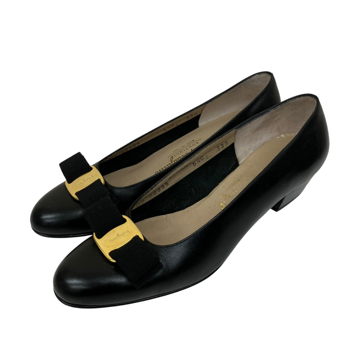 Salvatore Ferragamo ヴァララウンドトゥパンプス00995 古着・中古-1枚目のアイテム画像