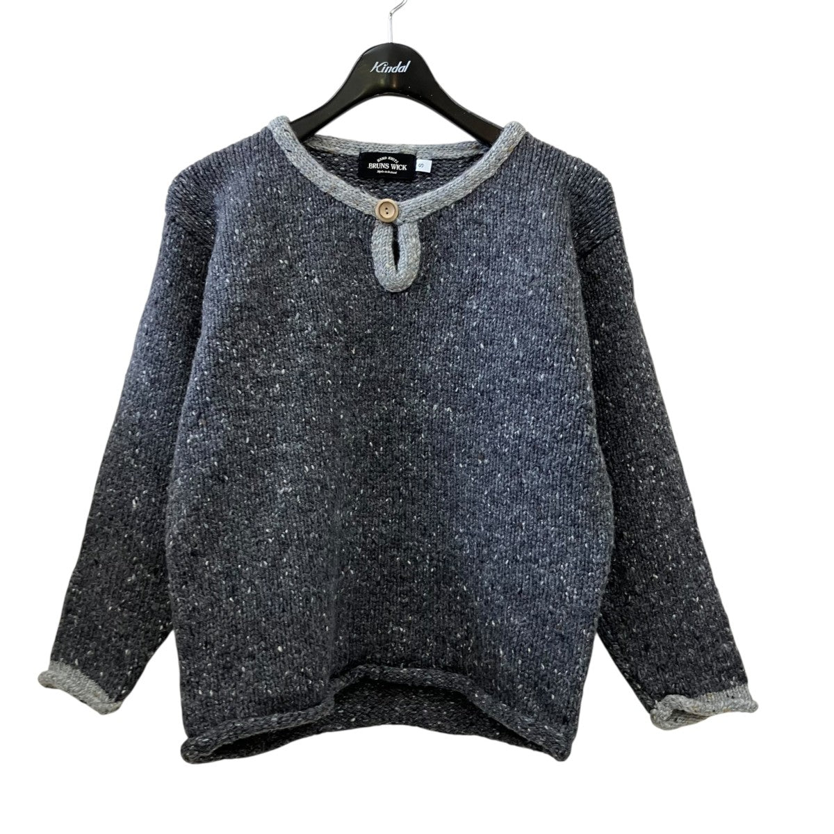 key neck sweaterセーター