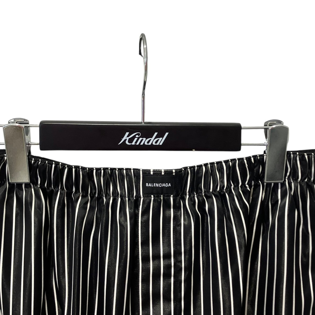 BALENCIAGA ストライプショートパンツショートパンツ673304 古着・中古-3枚目のアイテム画像