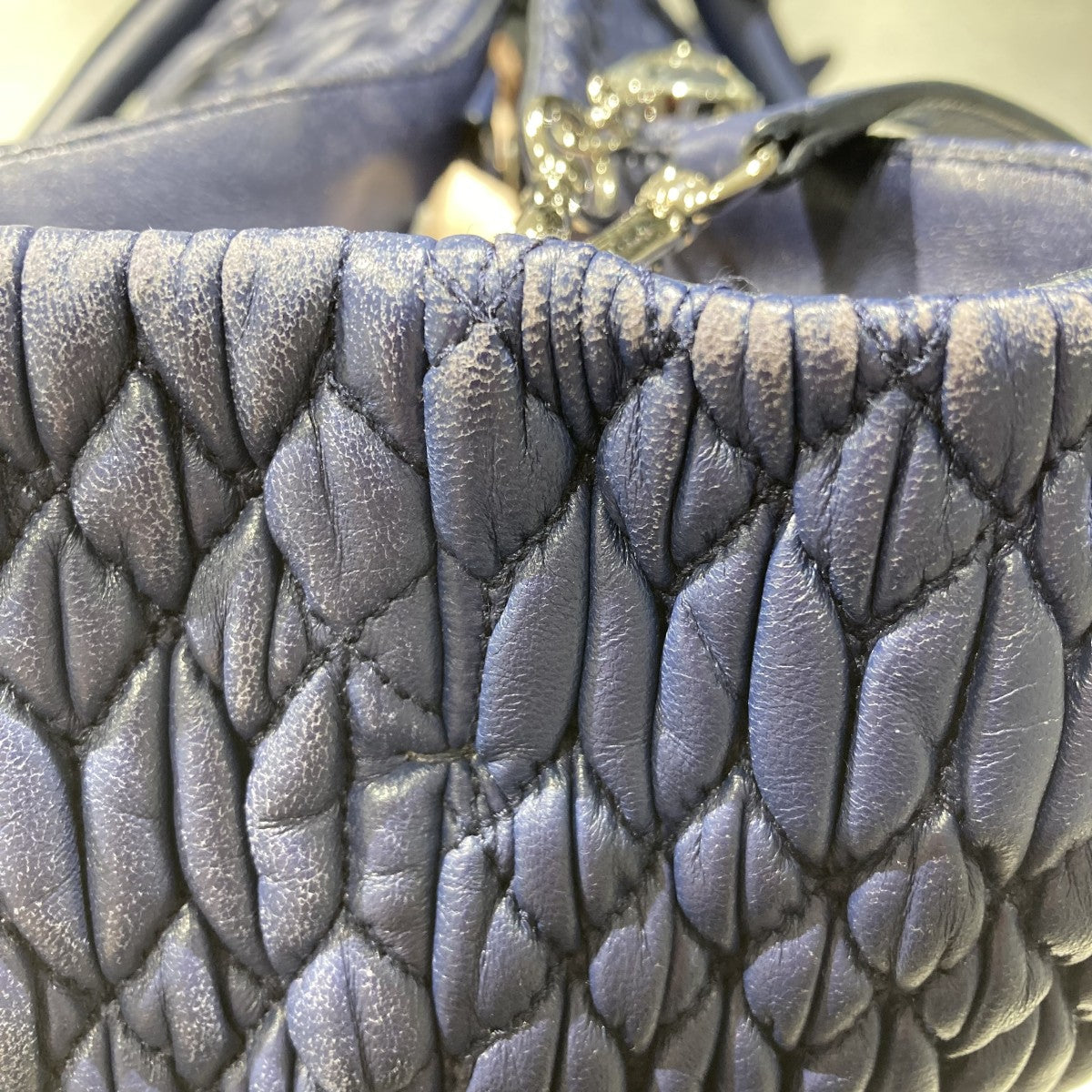 MIU MIU ナッパクリスタル マテラッセショルダーバッグ 古着・中古-9枚目のアイテム画像