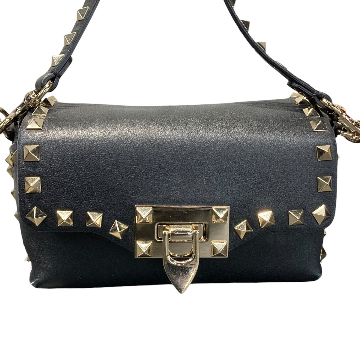 VALENTINO GARAVANI ロックスタッズバッグ 古着・中古-3枚目のアイテム画像