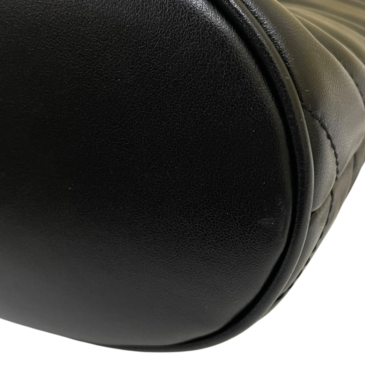GUCCI GGマーモント ミニ バケットバッグキルティングレザー ショルダーバッグ575163 古着・中古-8枚目のアイテム画像