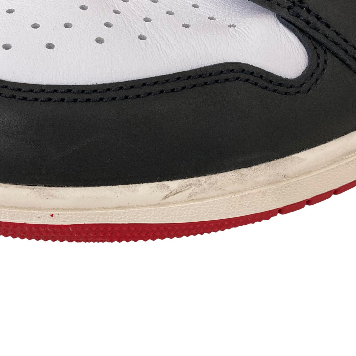 Air Jordan 1 Retro High OG Black Toe ReimaginedスニーカーDZ5485-106