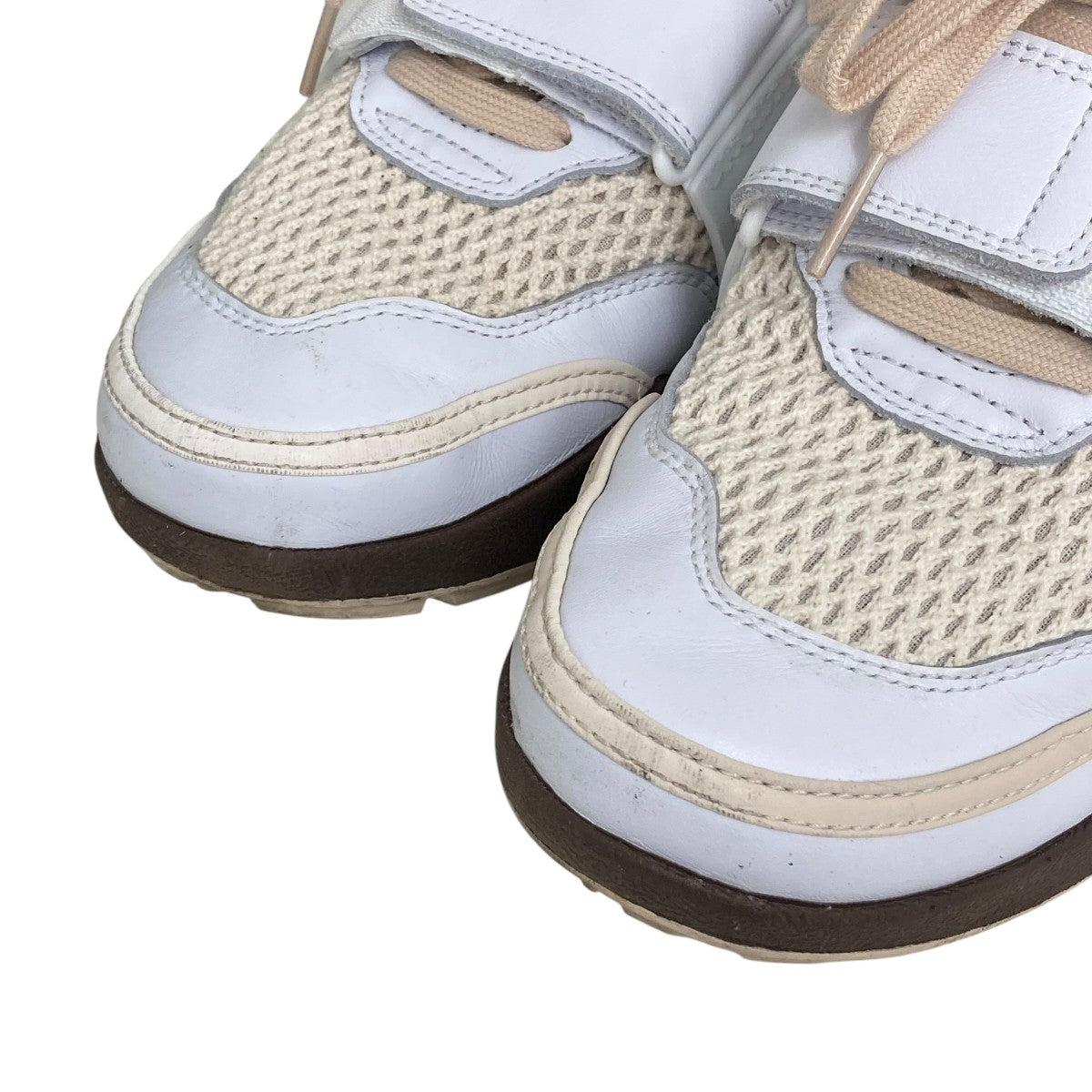 Zoom Field Jaxx White and Light ChocolateスニーカーHQ3073-100