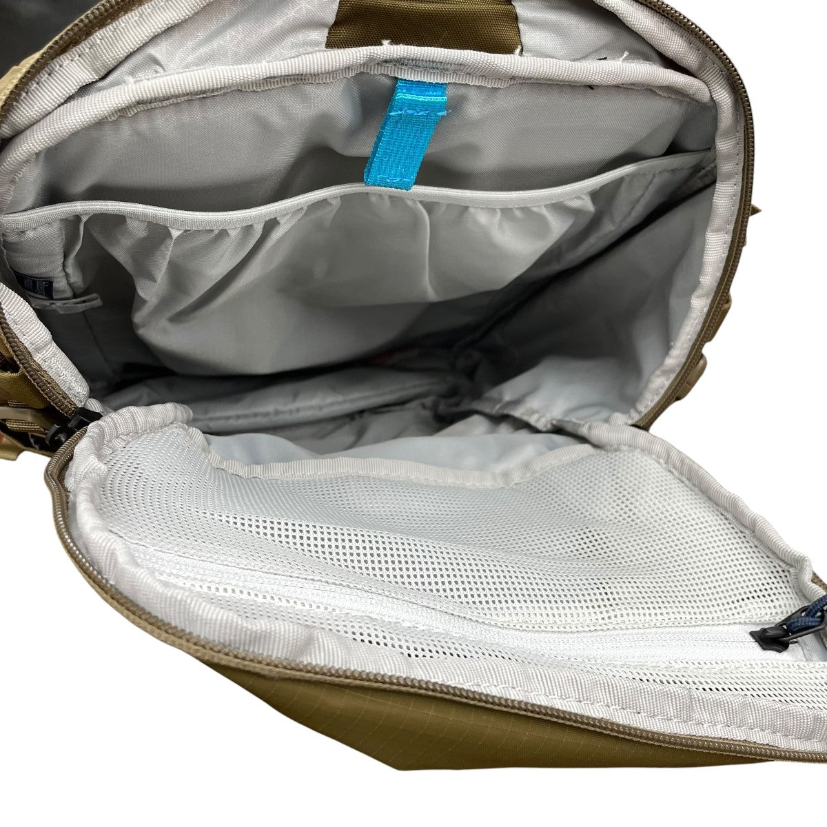 REI CO-OP RUCKPACK 18Lバックパック 古着・中古-3枚目のアイテム画像