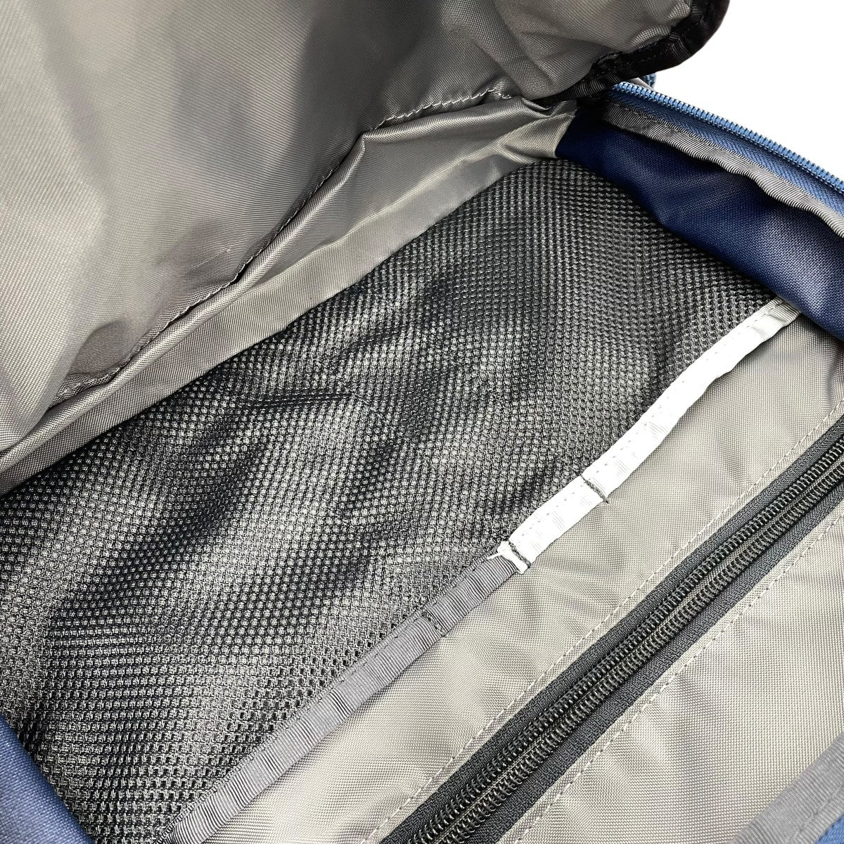 Shady Blue-TNF Whiteバックパック