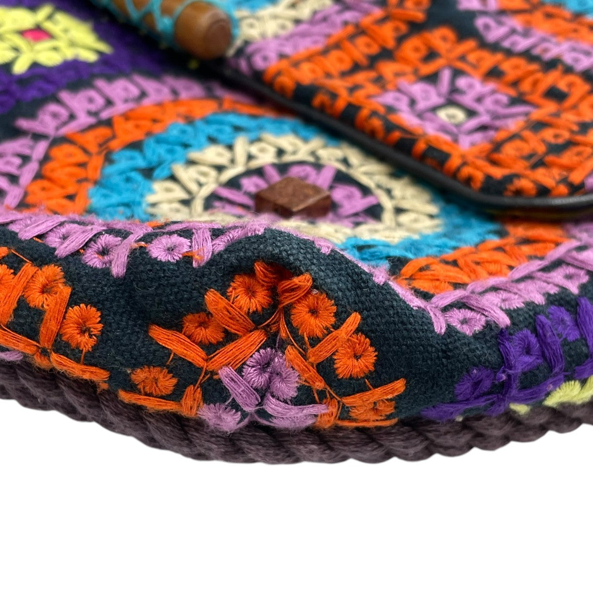 刺繍バッグ