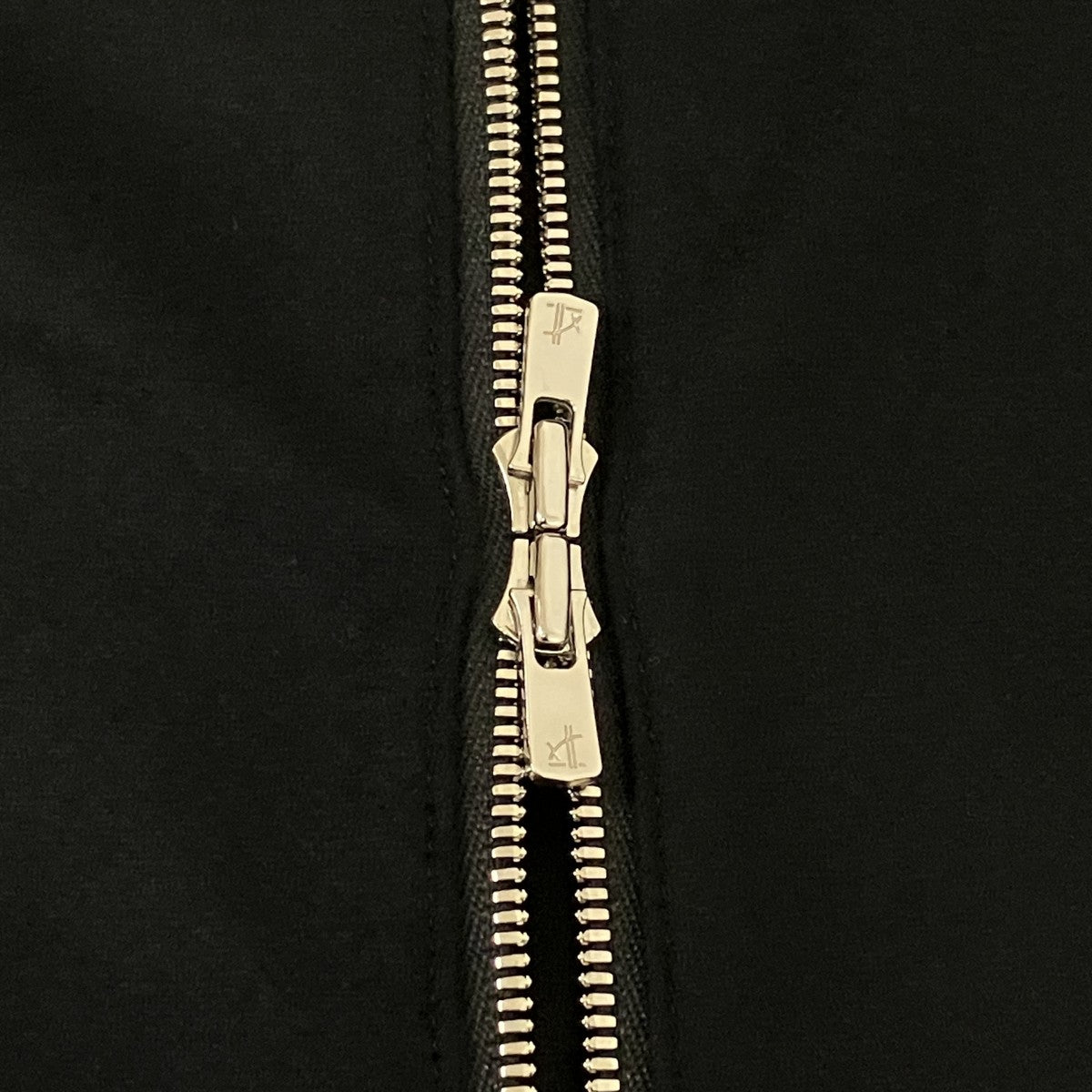 25AWZIP-UP HOODIEジップパーカーF25T011PZ-NKWF