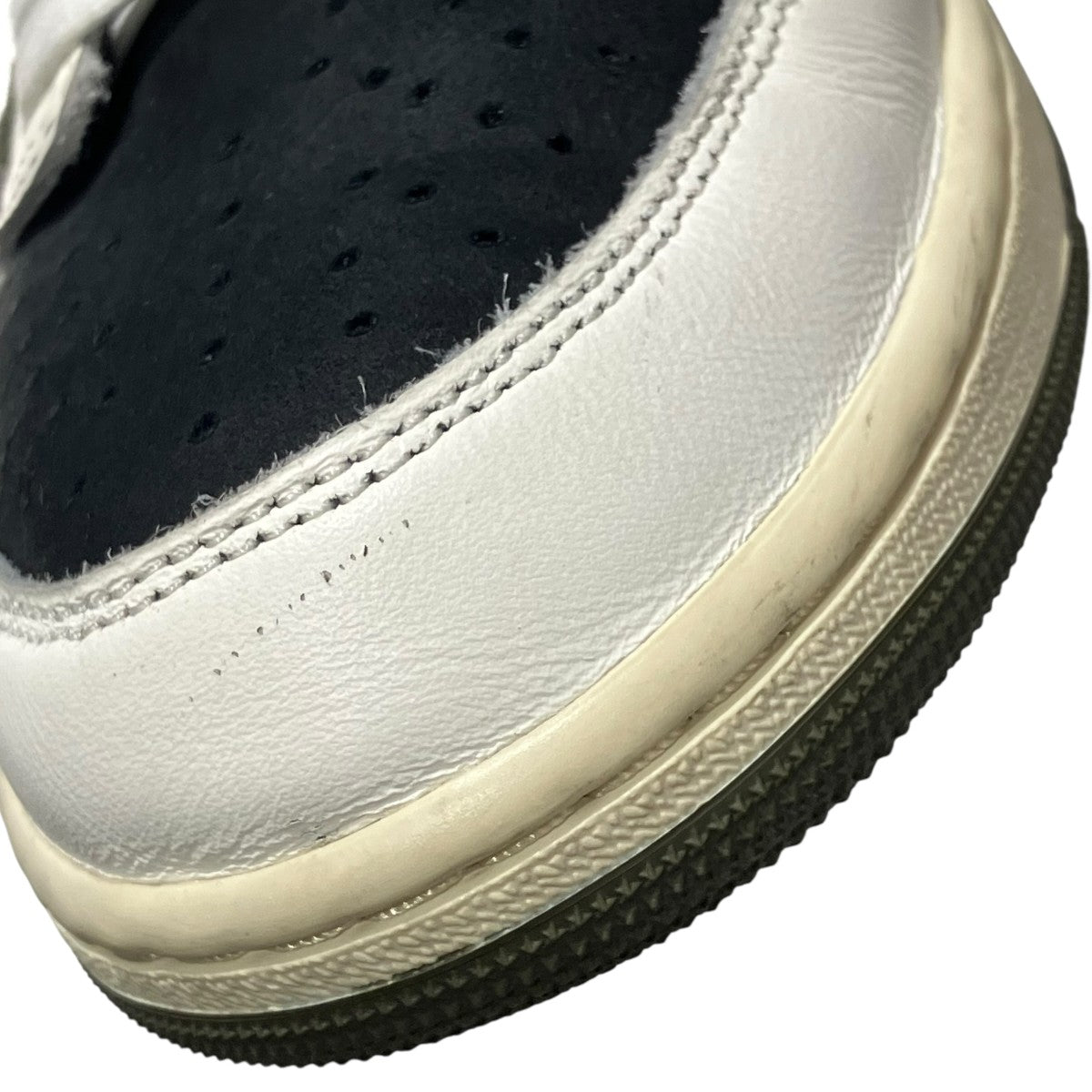 Women’s Air Jordan 1 Low OG Medium OliveスニーカーDZ4137-106