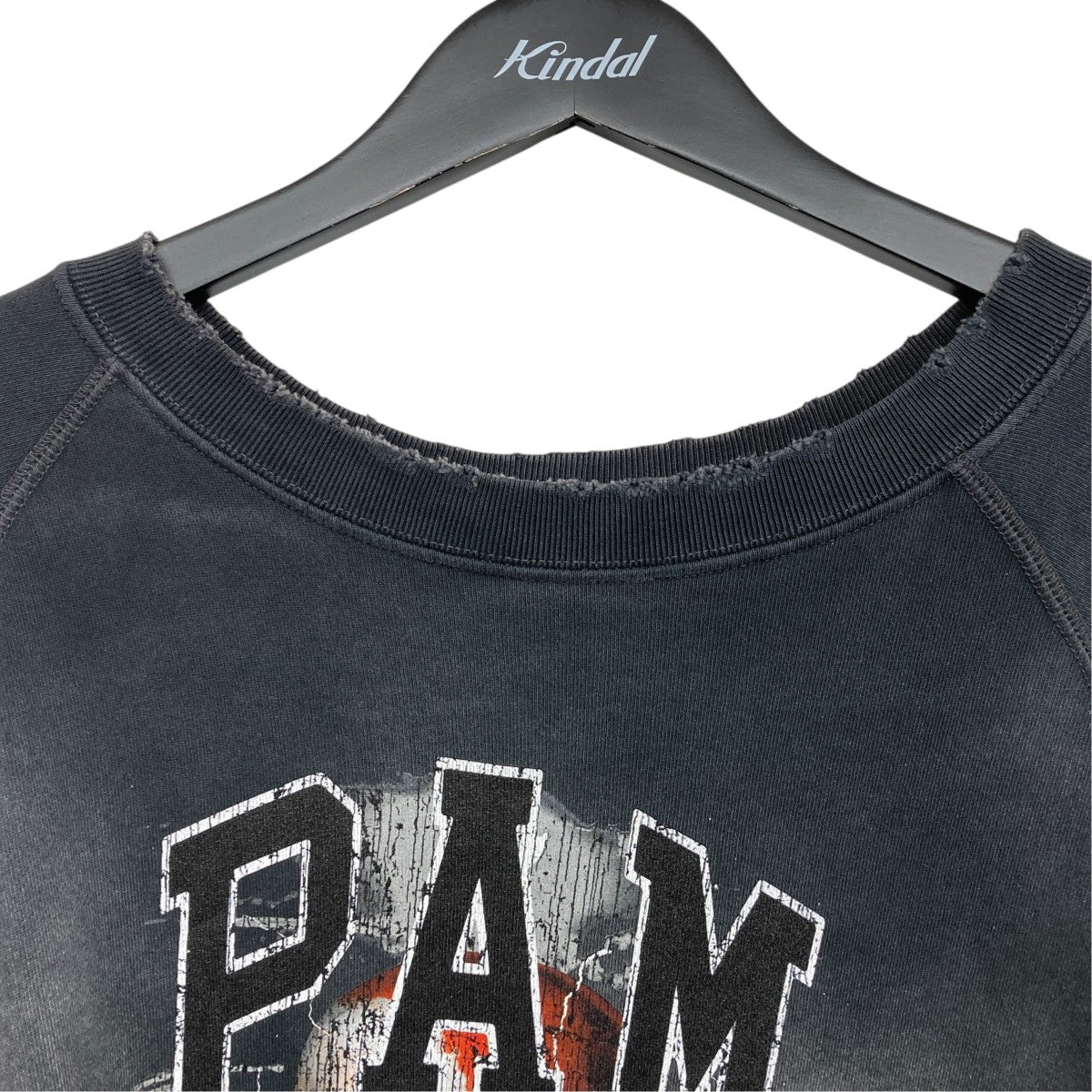BEAMS別注 DAMEGE FLOCKY PRINT CREWNECK SWEATクルーネックスウェット