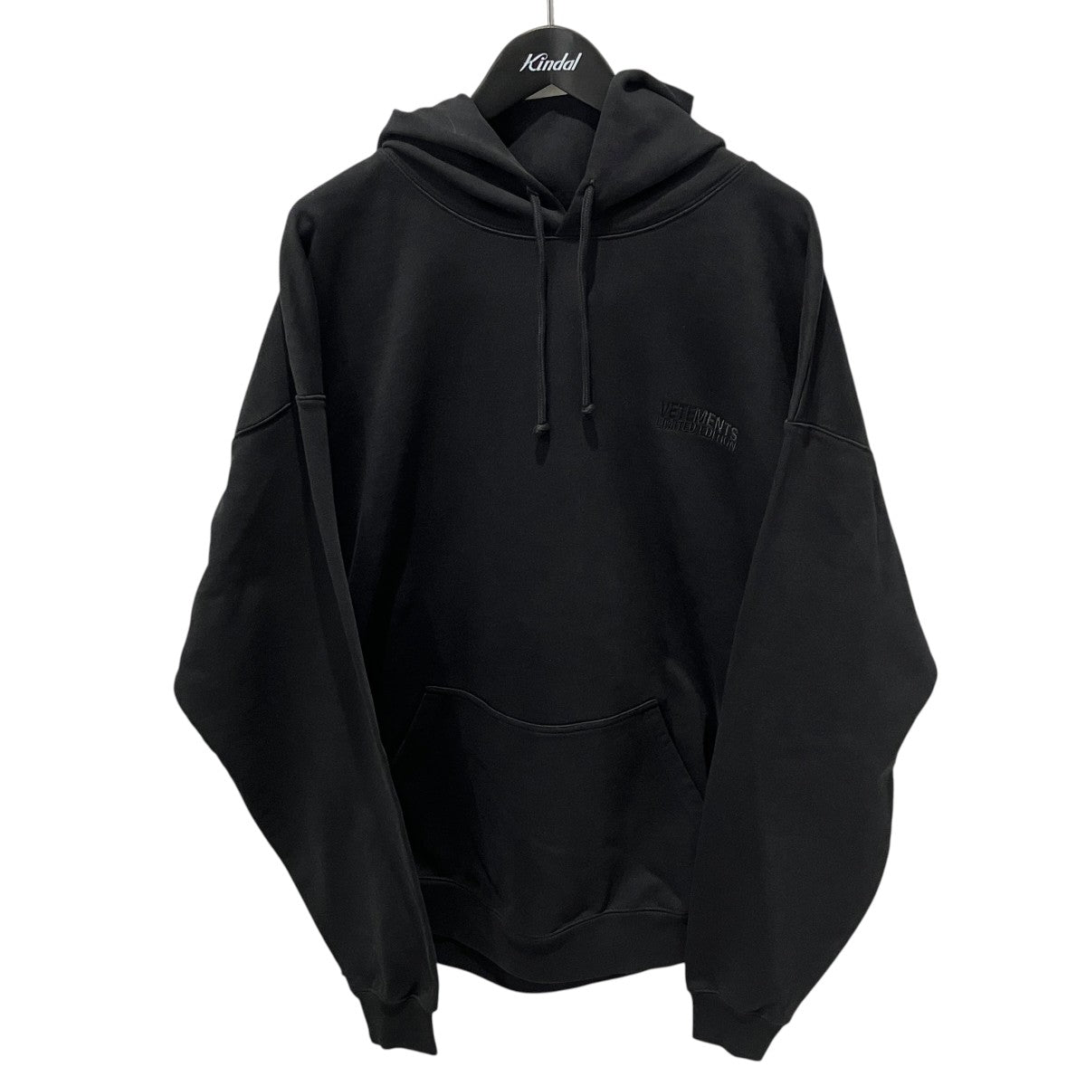Black hoodie with logo embroideryフーディーUA53HD260B