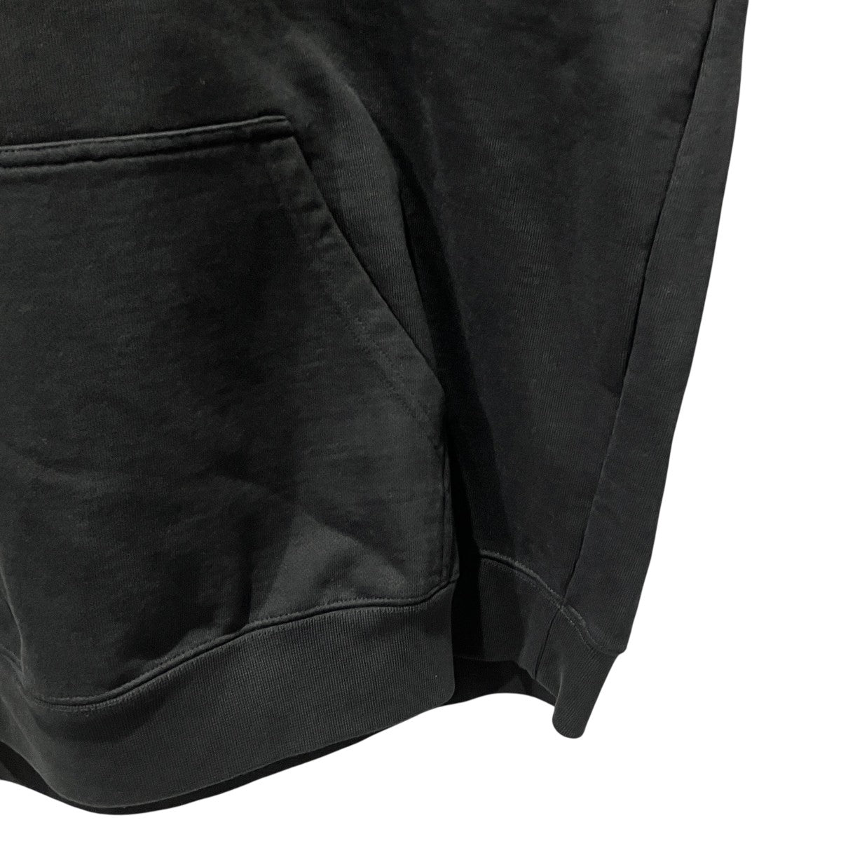 Black hoodie with logo embroideryフーディーUA53HD260B