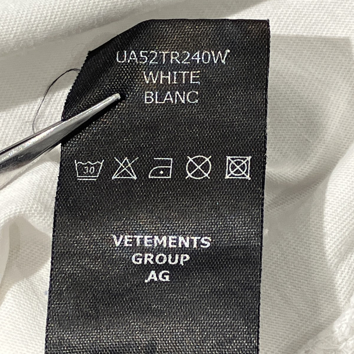 21AWICONIC VETEMENTS LOGOクルーネック TシャツUA52TR240W