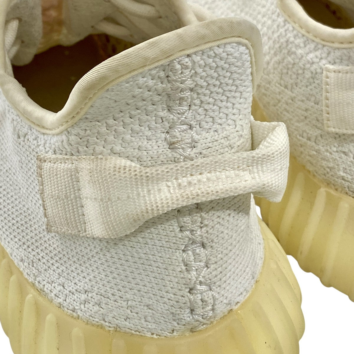 CP9366 Yeezy Boost 350 V2スニーカー