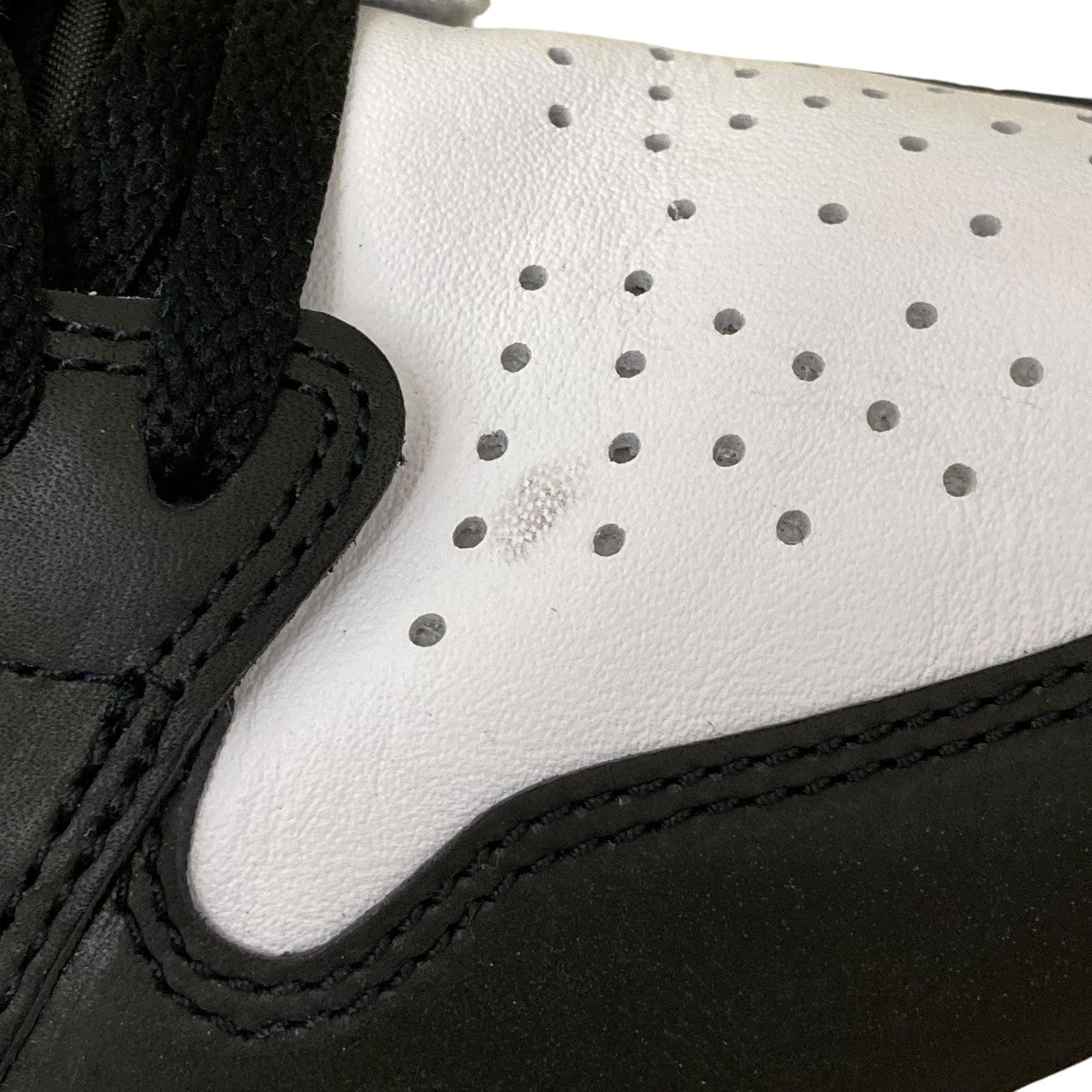 AIR JORDAN 1 RETRO HIGH OGスニーカーDZ5485-106