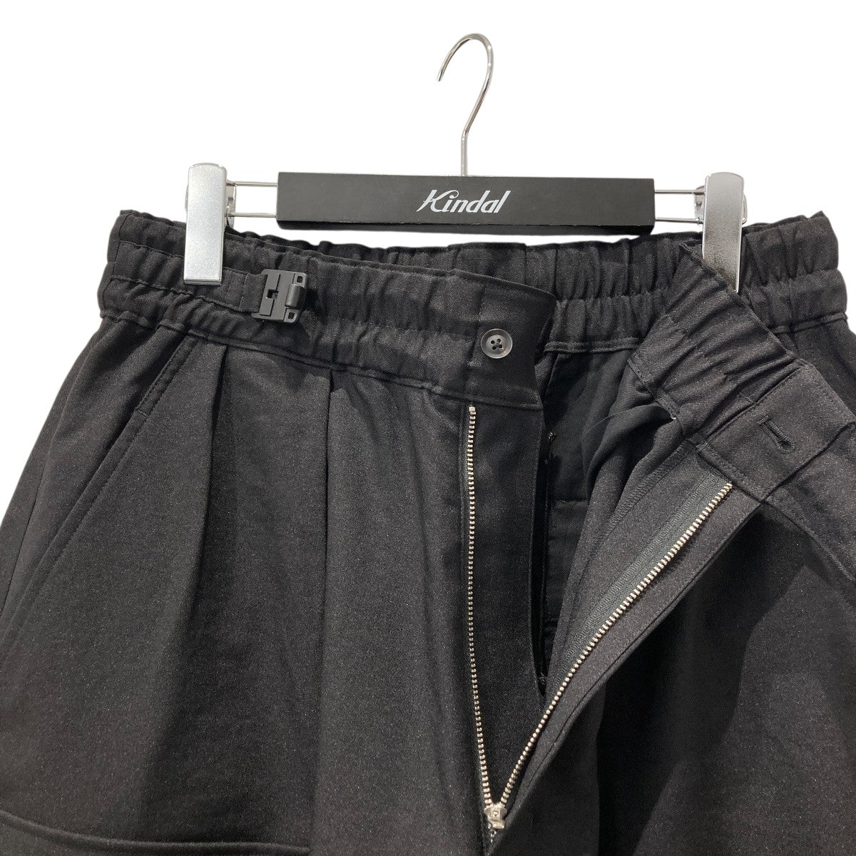 CRINKLE PLEATED SHORTSハーフパンツY3-S24-0000-071
