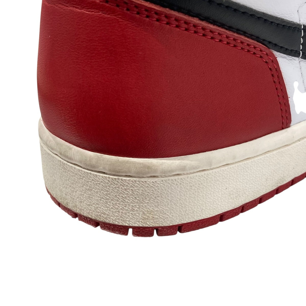 Nike Air Jordan 1 RetroハイカットスニーカーDZ5485-106
