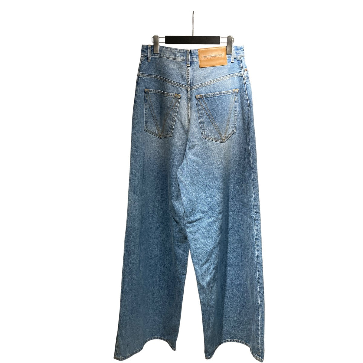 VETEMENTS 24SSウォッシュ加工ワイドレッグスデニムパンツUE64PA140X 古着・中古-2枚目のアイテム画像