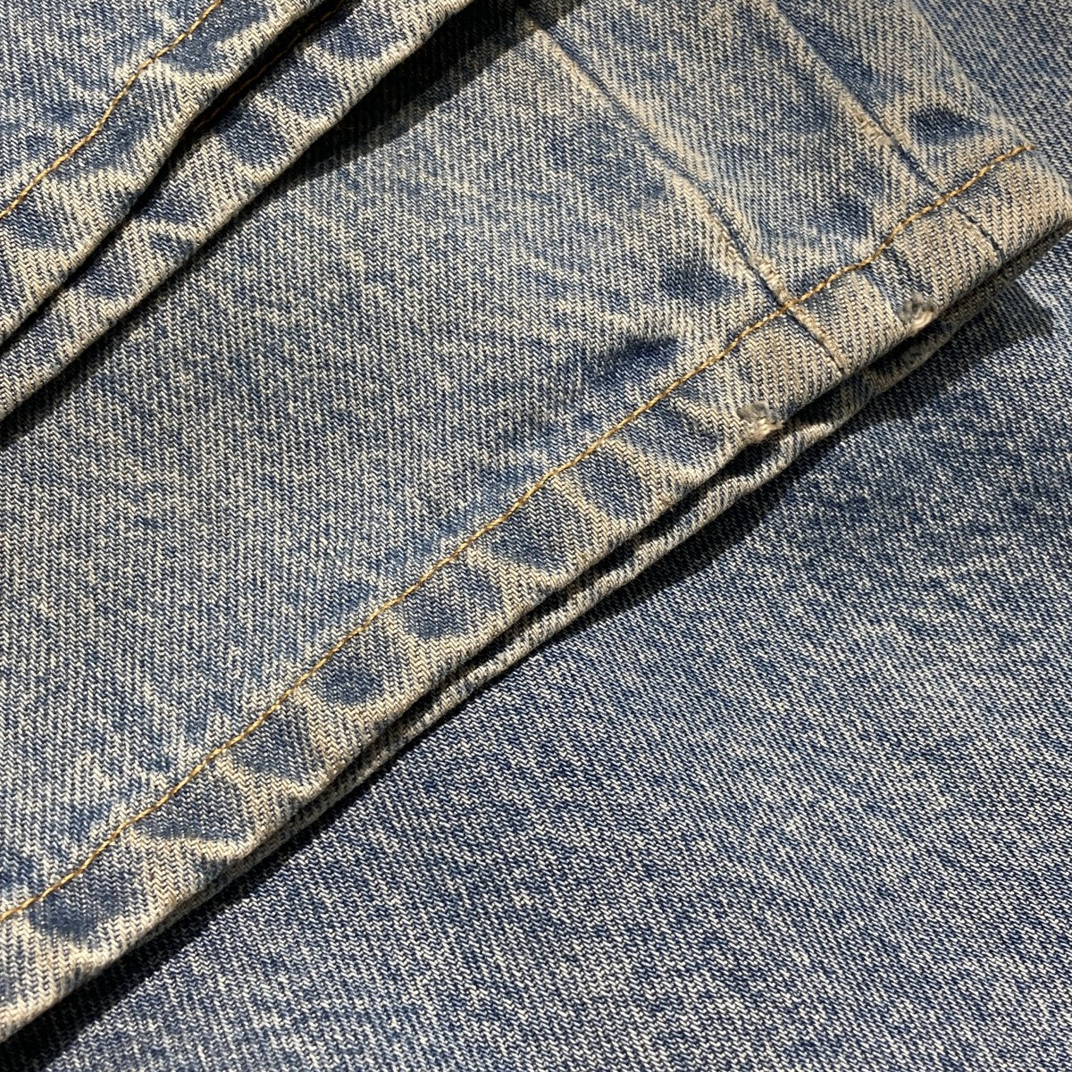VETEMENTS 24SSウォッシュ加工ワイドレッグスデニムパンツUE64PA140X 古着・中古-6枚目のアイテム画像