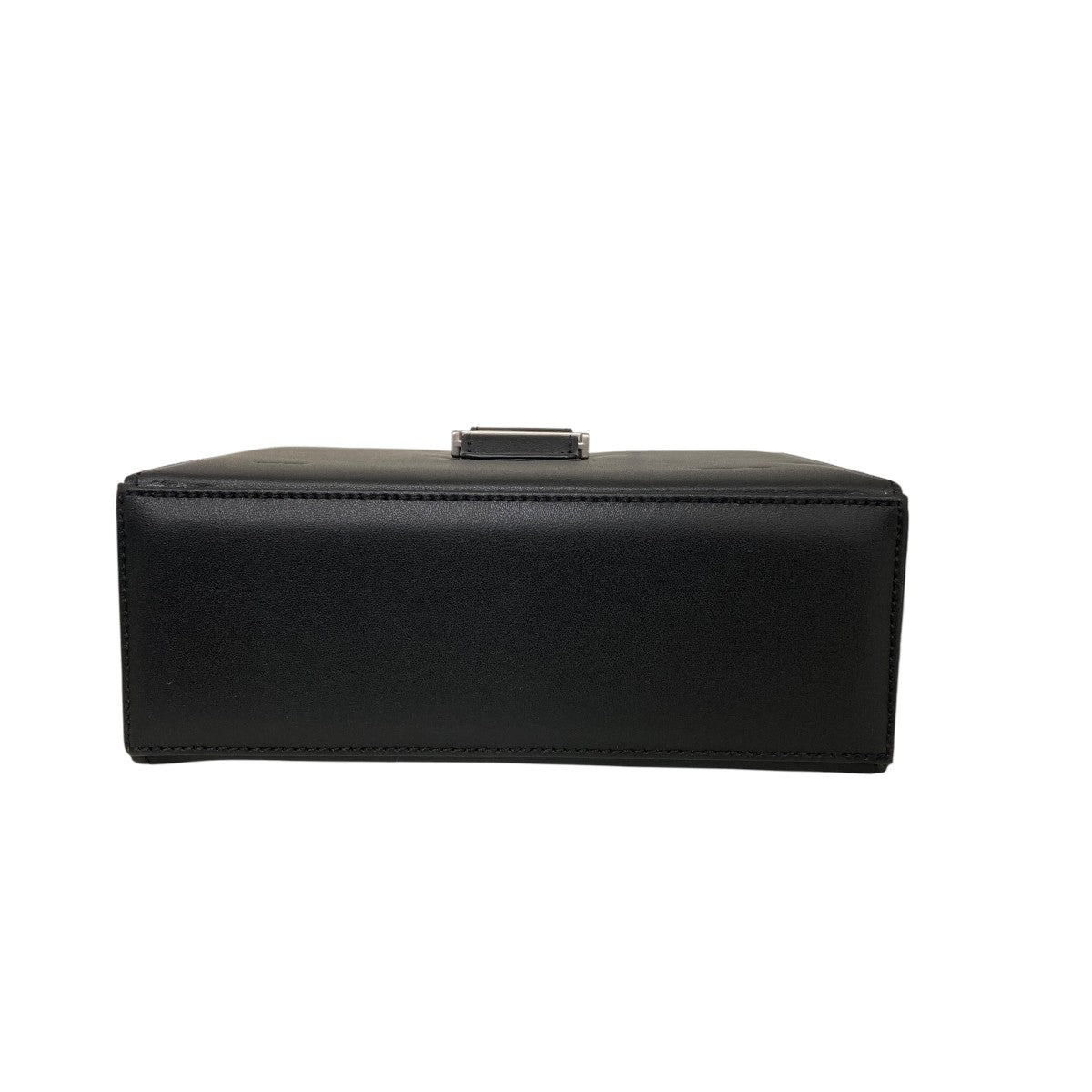 LOGO BUCKLE BOX BAGバッグ