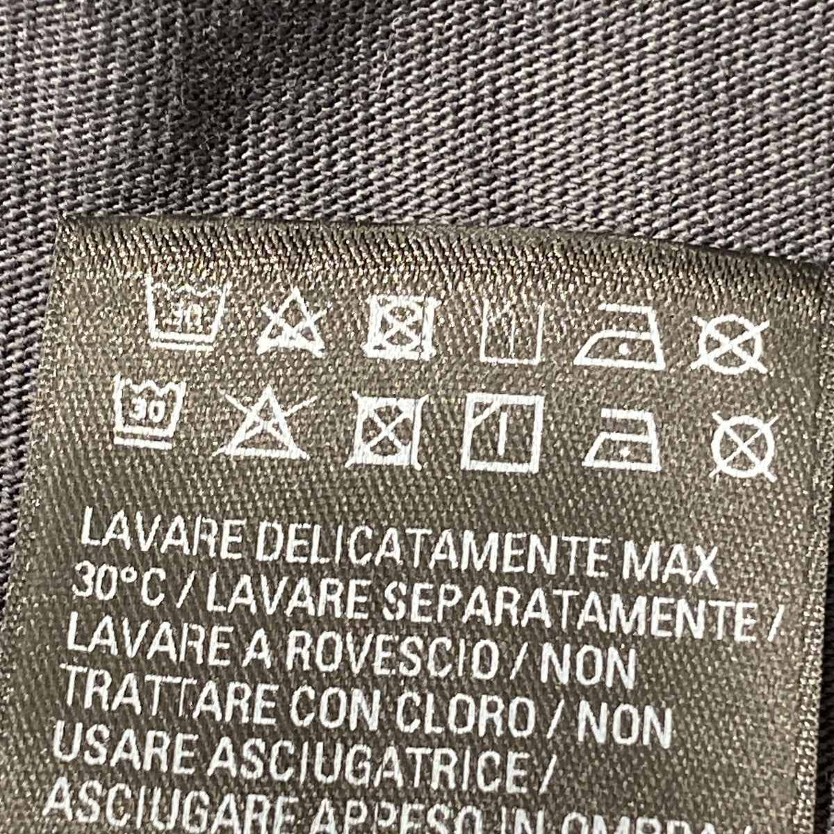 BALENCIAGA 22SSOVERSIZED REPAIRED T-SHIRT半袖Tシャツ704056 古着・中古-8枚目のアイテム画像
