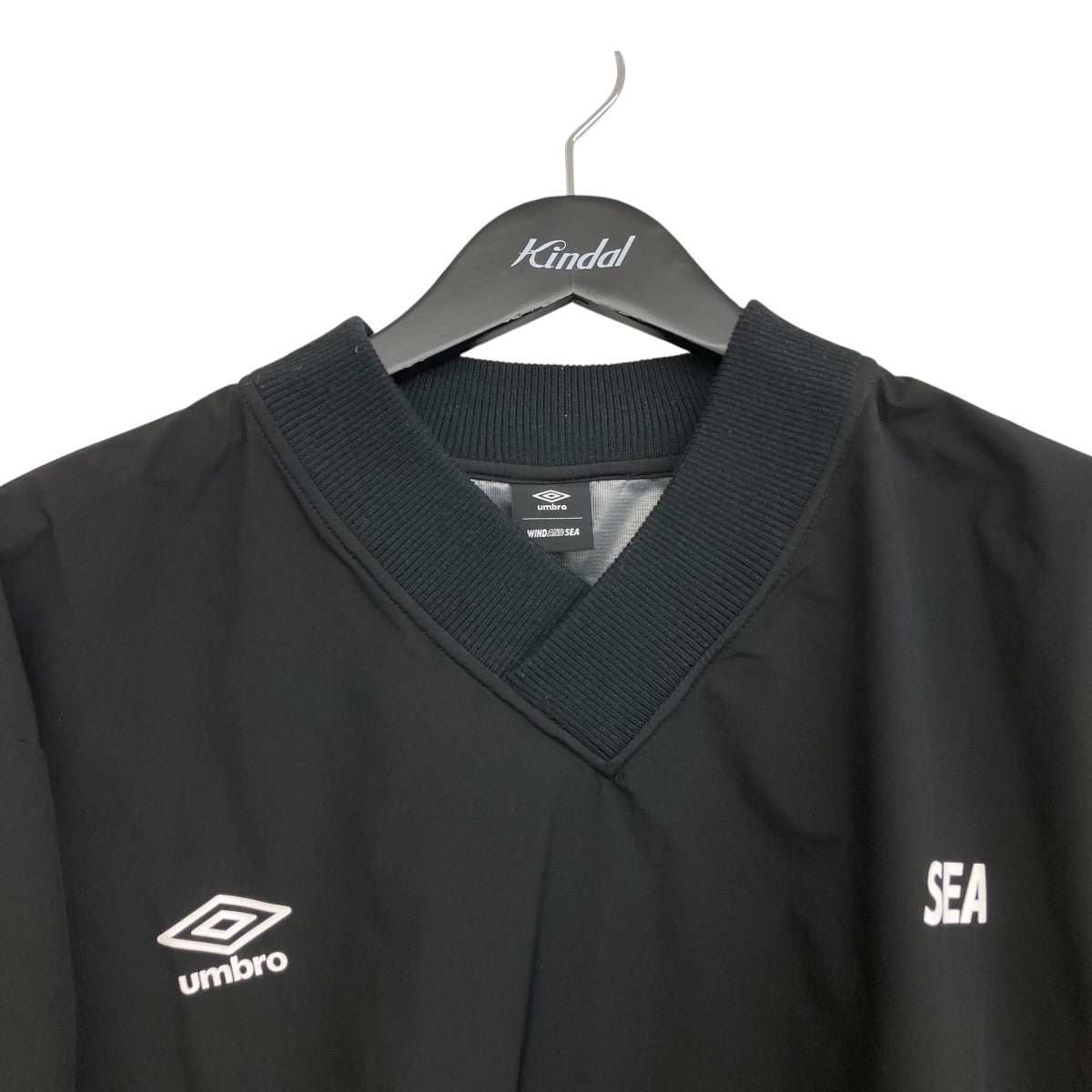 UMBRO Pullover Nylon V NeckスウェットWDS-UMB-02