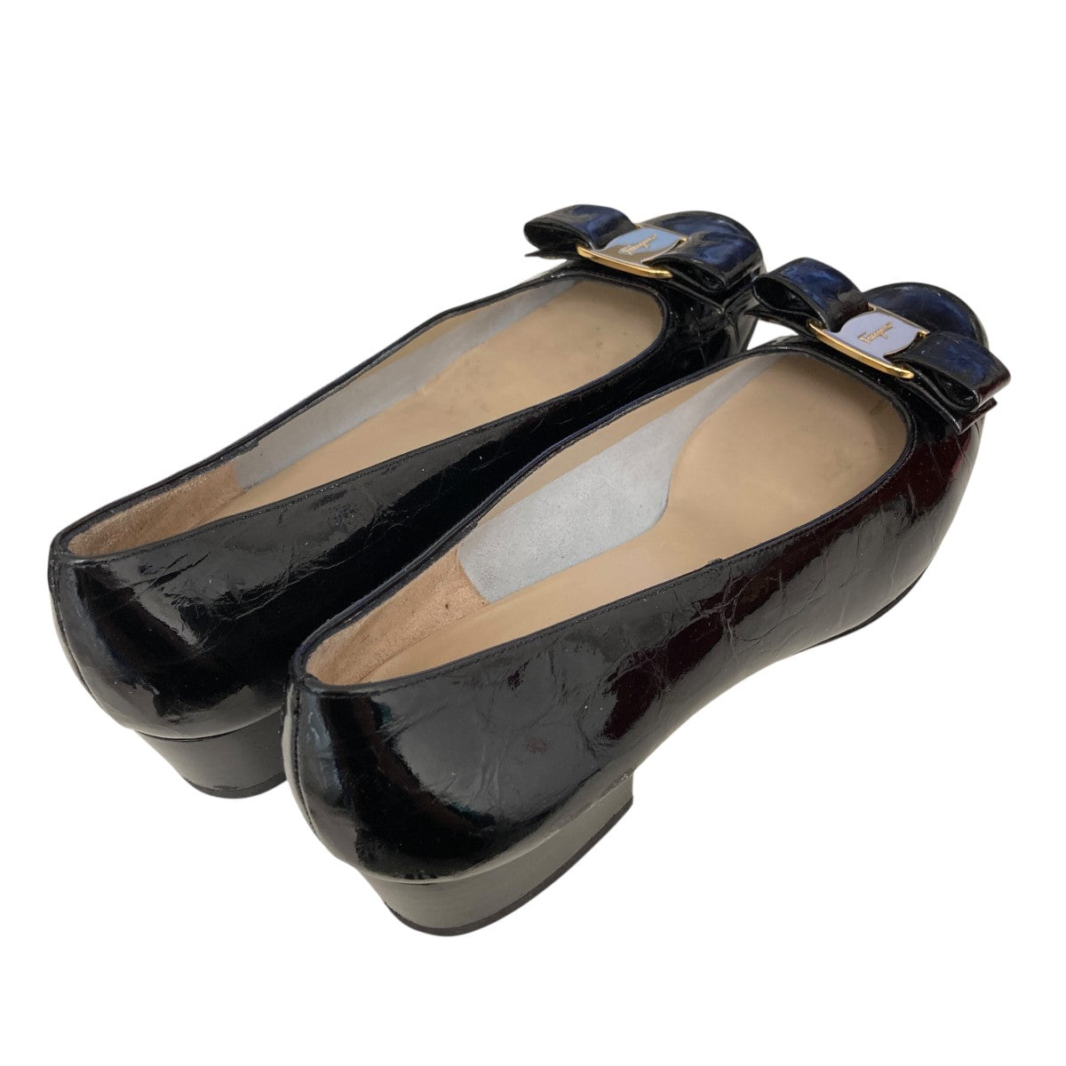 Salvatore Ferragamo(サルヴァトーレフェラガモ) VARAパンプス53383